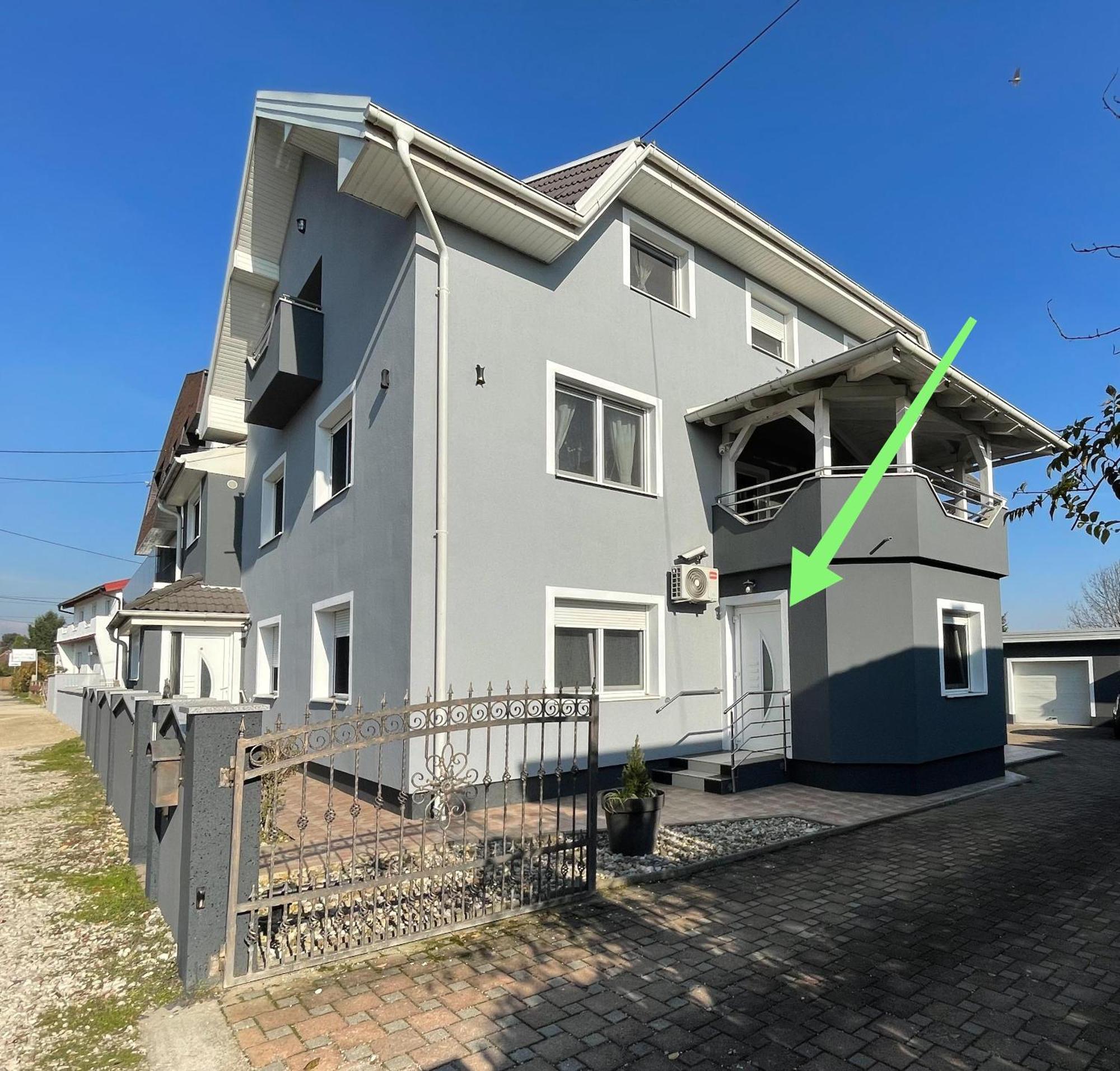 4 Stars Apartments Near Airport Nagygorica Kültér fotó